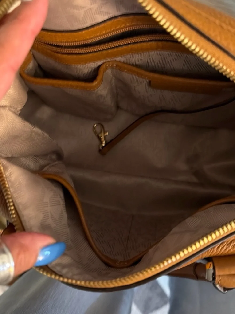 Michael Michael Kors Julia Large Satche